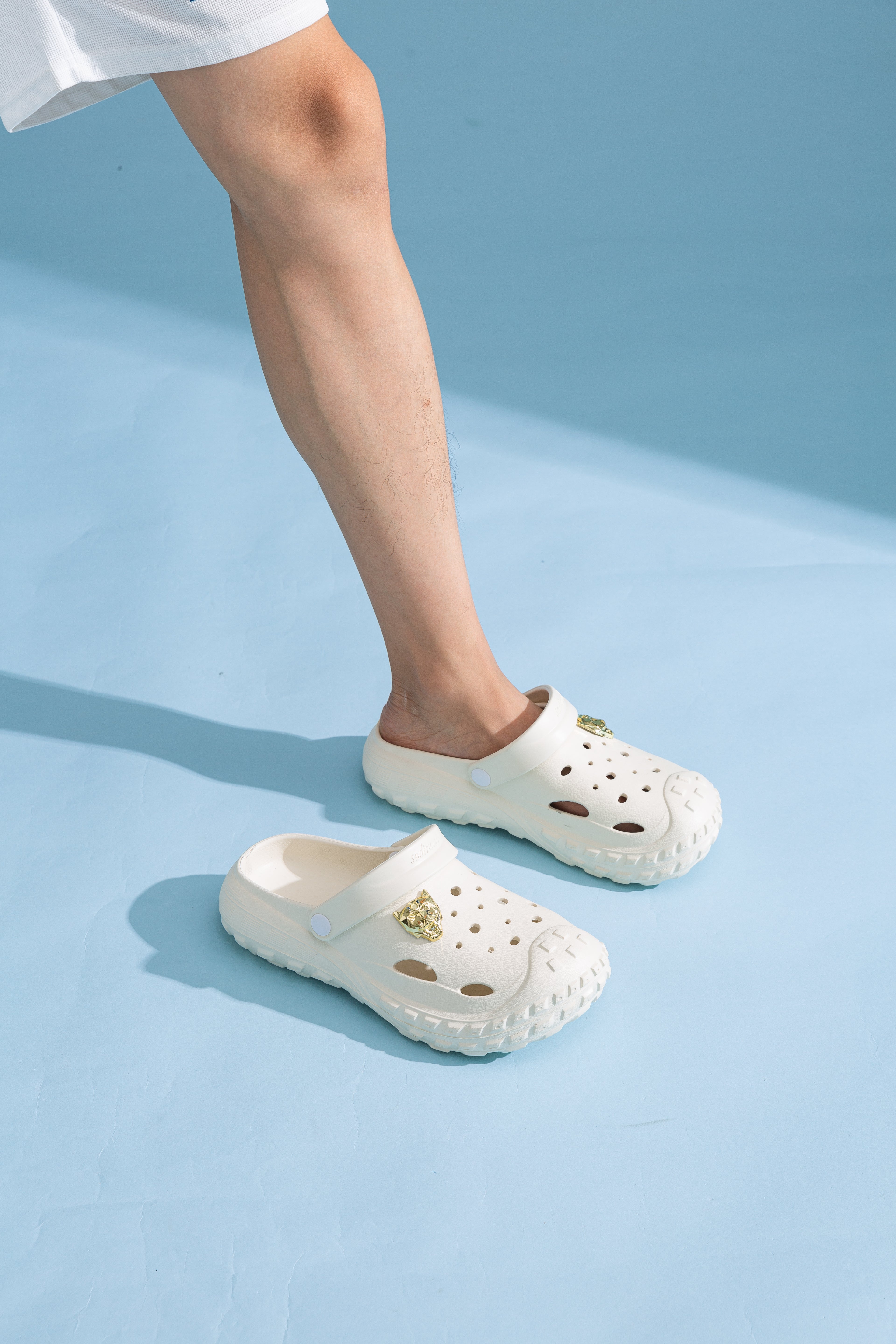 Durable Thick Sole Men Clogs | Premium Gold Accent, Wearable For Home, Beach & Daily Outings